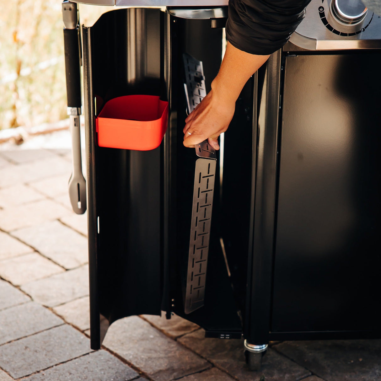 1500581 - GENESIS SP - E - 335 LP BLK US/CA - BBQ Québec