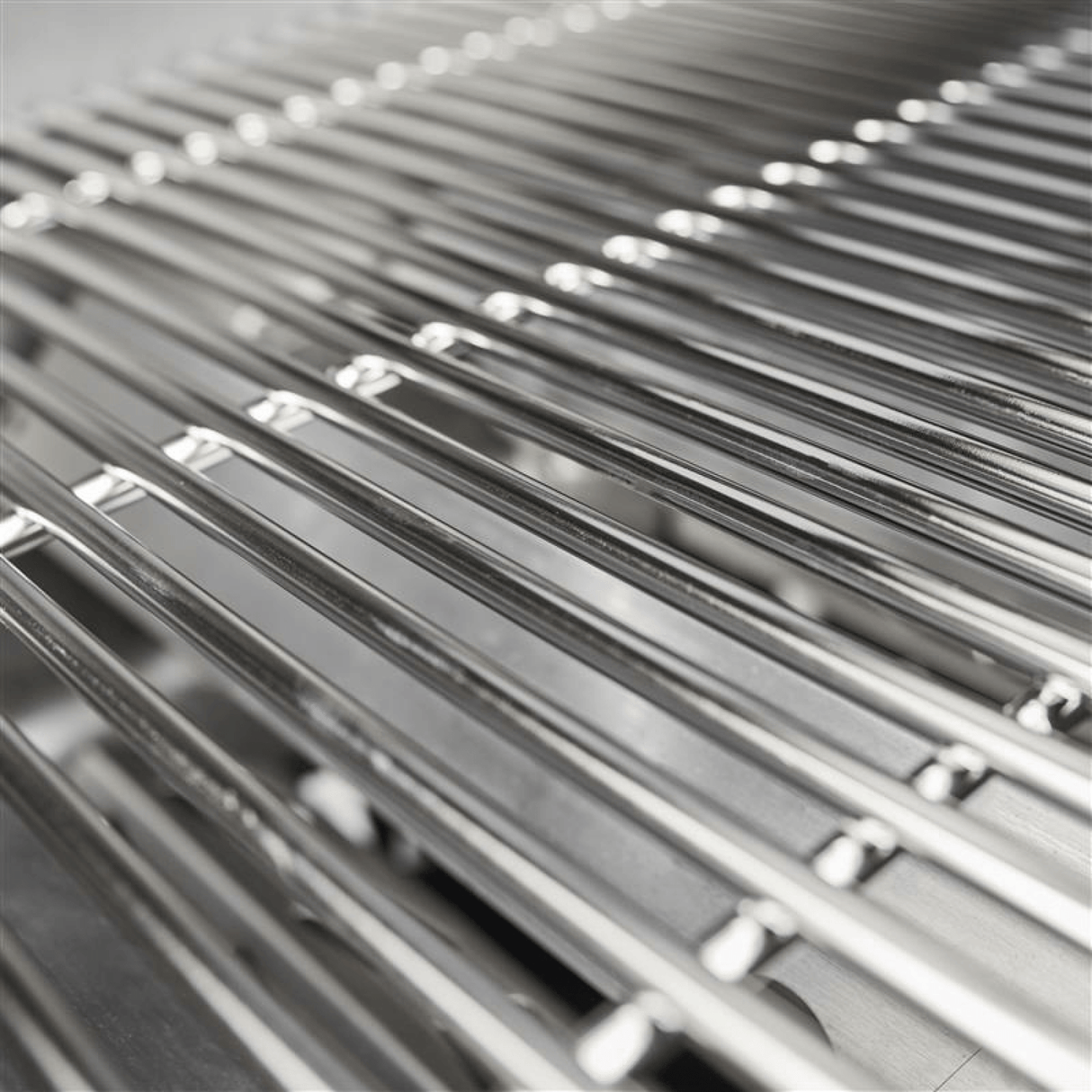 1501465 - Genesis E - 330WR édition Stealth - BBQ Québec