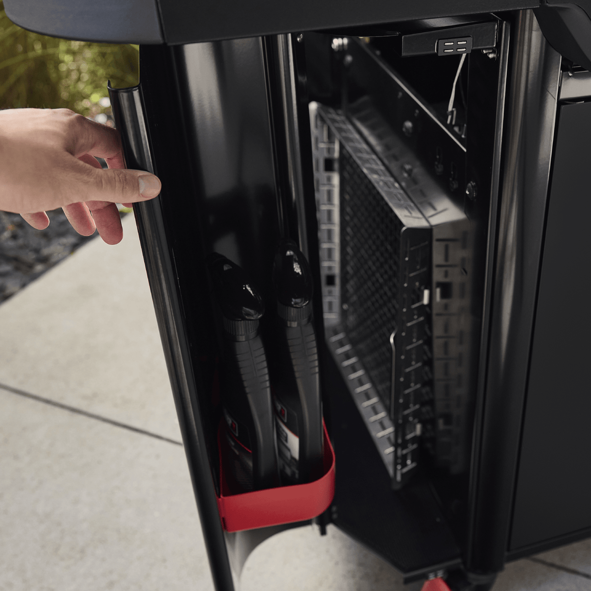 1501465 - Genesis E - 330WR édition Stealth - BBQ Québec