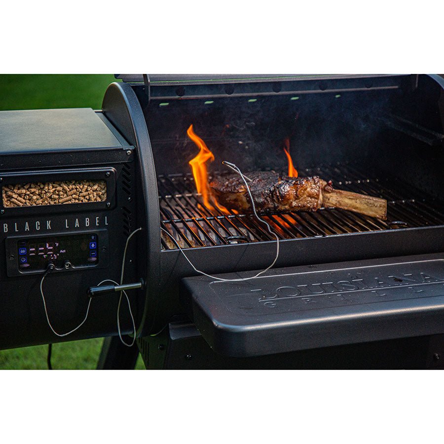 Gril série 800 Black Label avec contrôle WiFi - 10669 - BBQ Québec