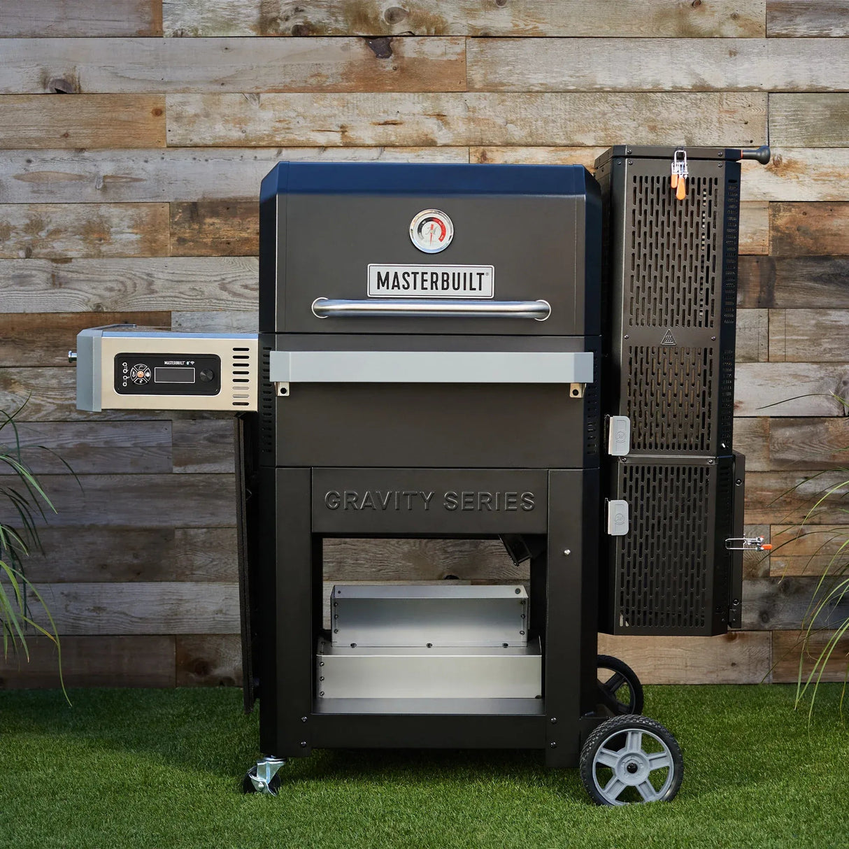 MB20040221 - Gravity Series 800 Digital Charcoal Griddle + Grill + Smoker - BBQ Québec