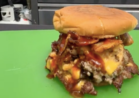 « Smash burger » dégoulinant
