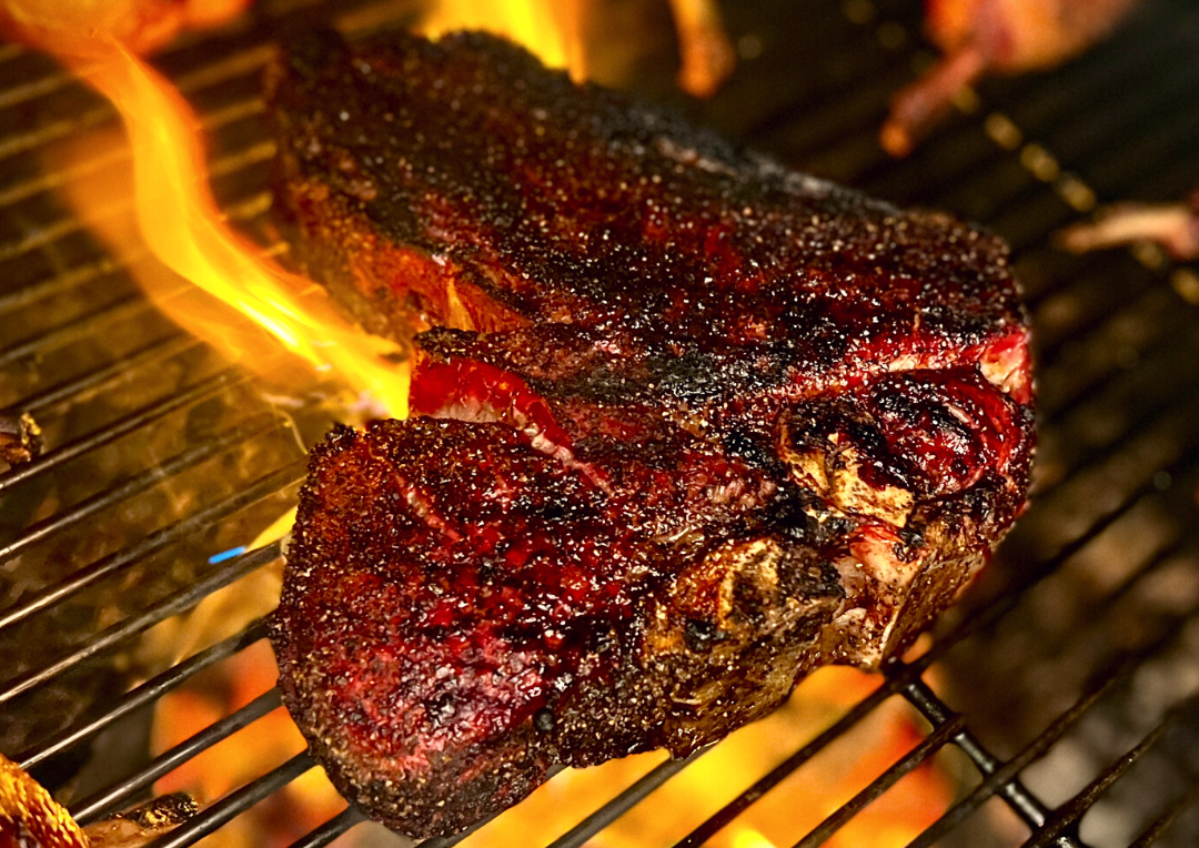 Steak « t-bone » sur BBQ au charbon