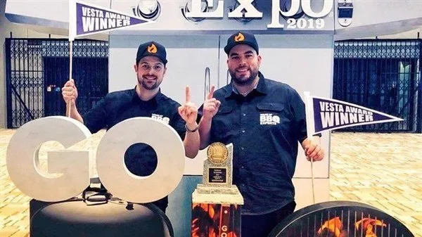BBQ : UN PRIX INTERNATIONAL POUR PIERRE-LUC DARVEAU - BBQ Québec