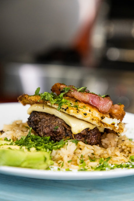 DÉJEUNER HAWAÏEN LOCO MOCO - BBQ Québec