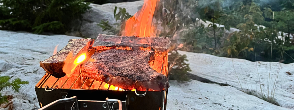 Mallette 18 Ustensiles Barbecue acier inoxydable et bois BBQ