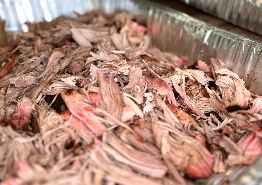 Ma recette de porc effiloché avec un ingrédient secret - BBQ Québec