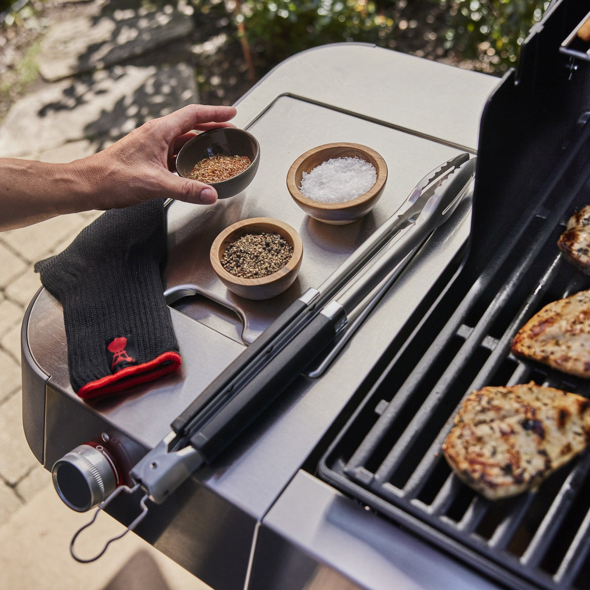 1500584 - GENESIS E - 335C NG BLK CA - BBQ Québec