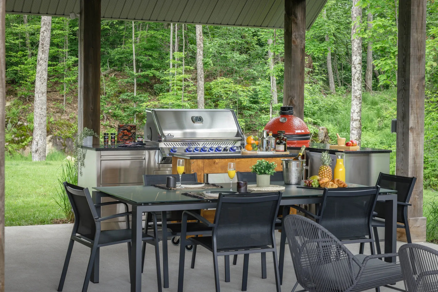 Cuisine extérieure Cuinox à Mont-Tremblant — photo 3
