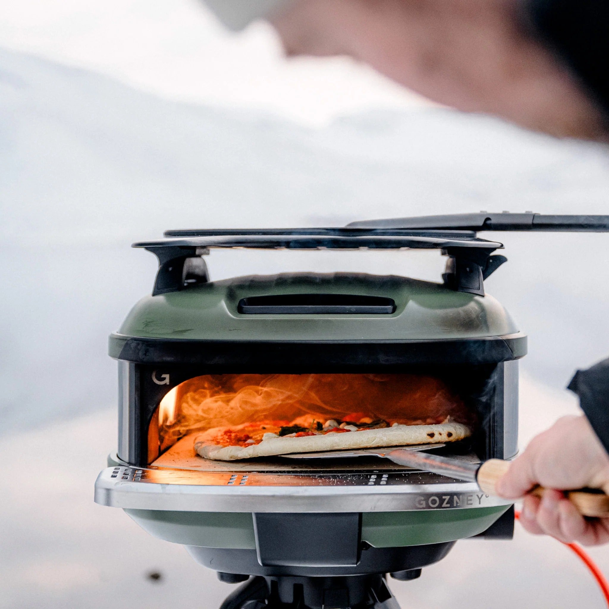 Four à pizza Gozney Tread Olive – Gaz propane - GTPOBUS1225 – BBQ