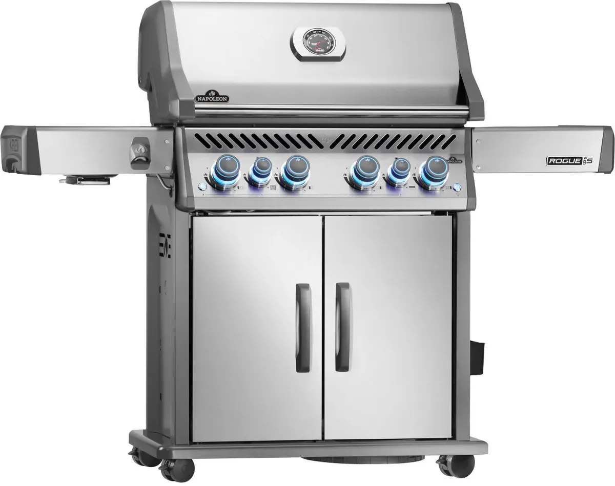 Napoleon Rogue PRO-S 525 au propane avec brûleurs latéral et arrière infrarouges, acier inoxydable | BBQ Québec