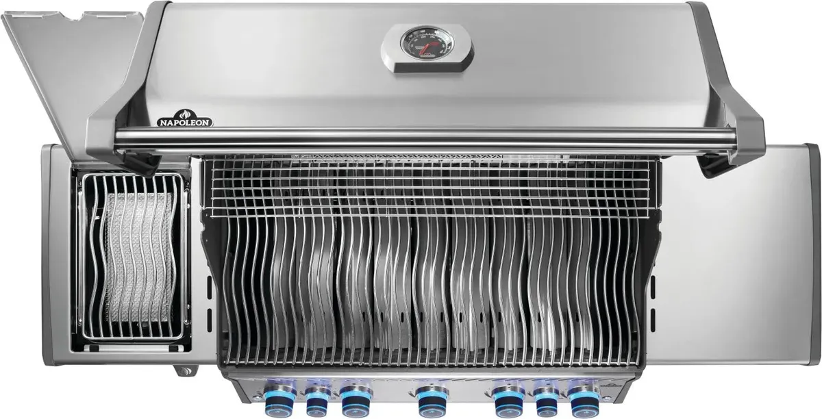 RPS625RSIBPSS - 2 - Napoleon Rogue PRO - S 625 au propane avec brûleurs latéral et arrière infrarouges, acier inoxydable - BBQ Québec