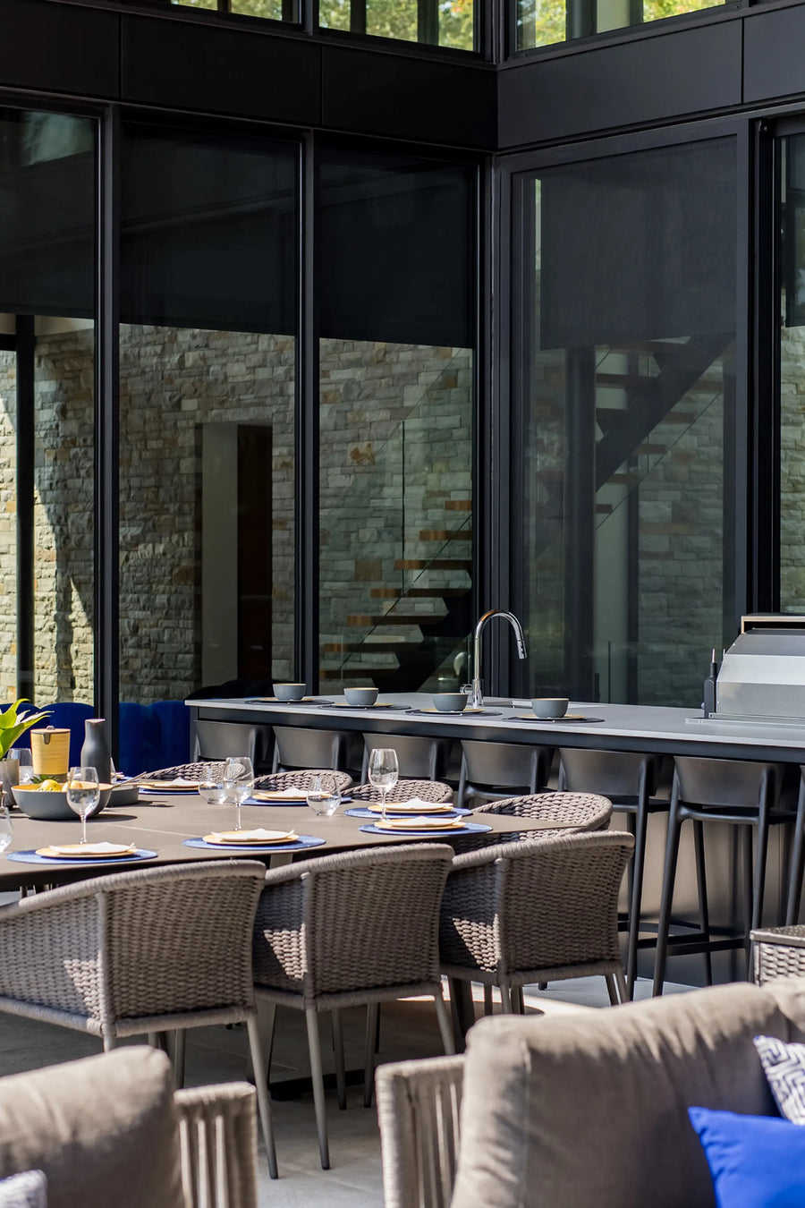 Coin repas d'une cuisine extérieure Station Grill collection LUX
