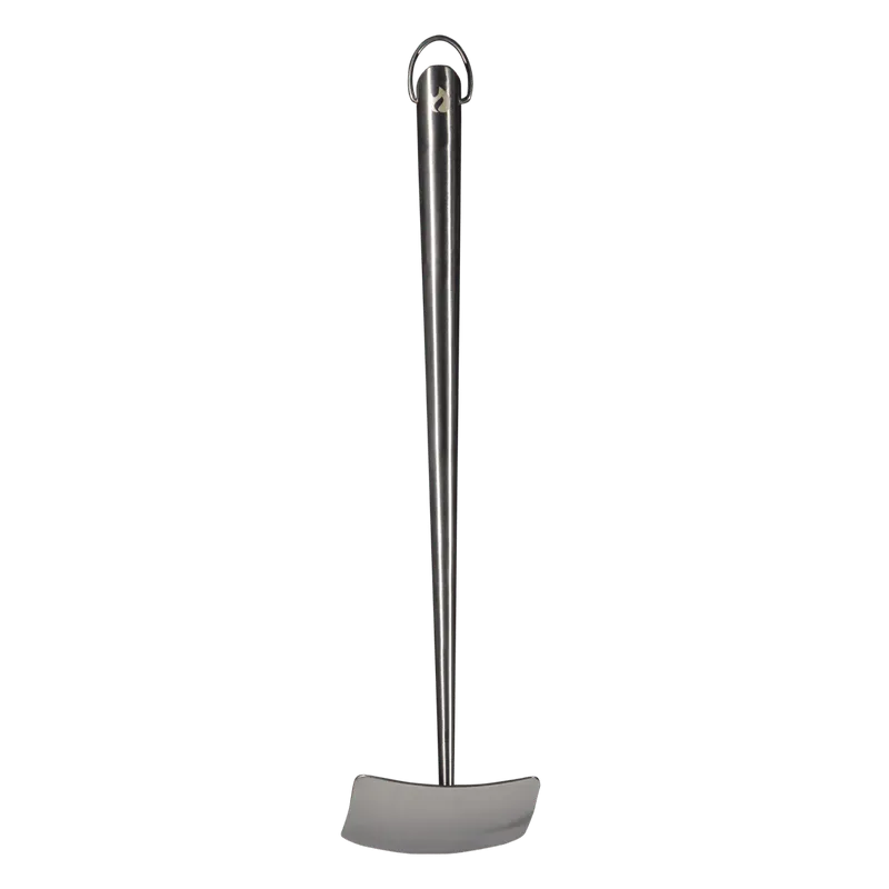 Tisonnier en acier inoxydable de couleur titanium BBQ Québec - BBQ Québec